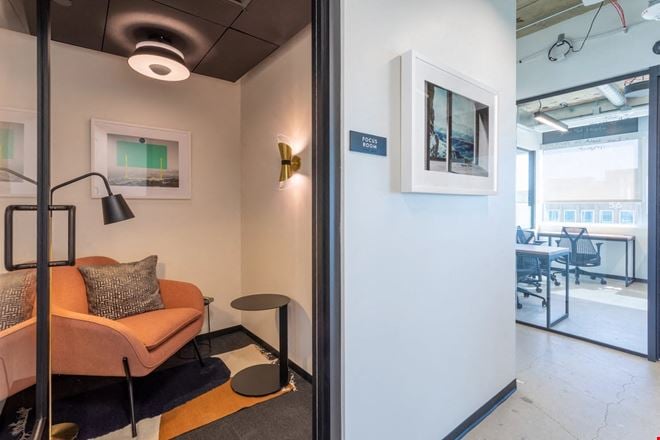 Preview this Industrious - Pearl Street Coworking space for Rent in Boulder