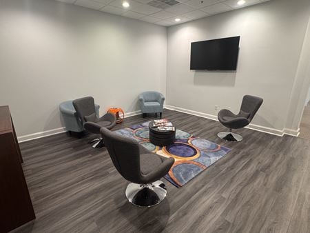 Preview this Charleston West Co-Working - & Executive Offices Coworking space for Rent in Charleston