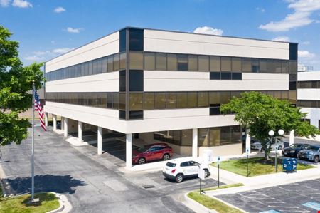 Preview this Oasis Office LLC - Security Office Park Coworking space for Rent in Woodlawn