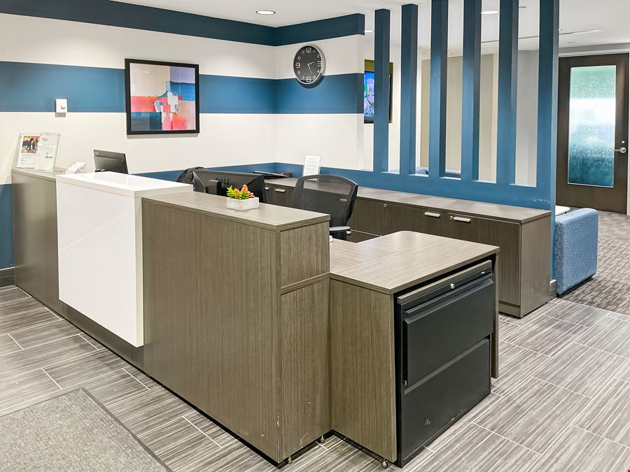 Regus - Oakville - Winston Park