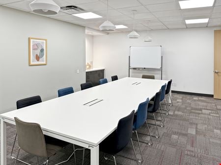 Preview this Regus - Phoenix - Clarendon Coworking space for Rent in Phoenix