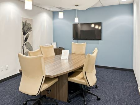 Preview this HQ - Novi - Grand River Ave Coworking space for Rent in Novi