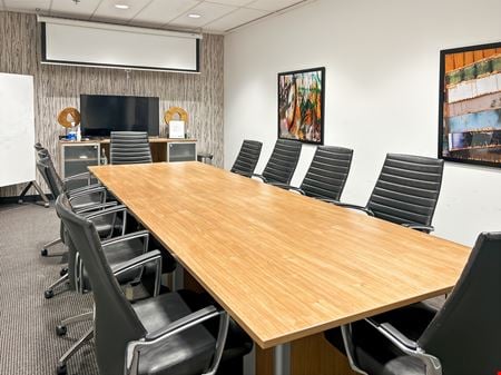 Preview this Regus - Saint Laurent - Ville St-Laurent Coworking space for Rent in Saint Laurent