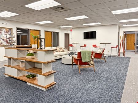 Preview this HQ - Brookfield - Wisconsin Ave Coworking space for Rent in Brookfield