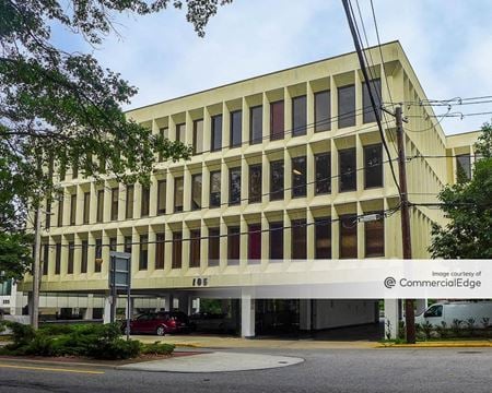 Preview this Modern Office Space Long Island - Great Neck Road Coworking space for Rent in Great Neck