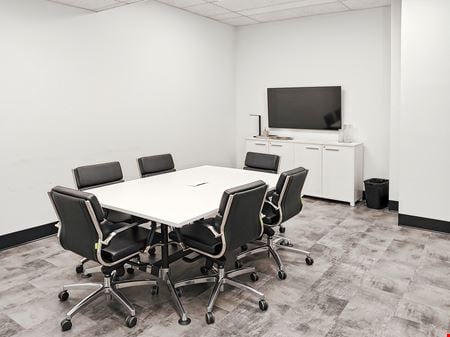 Preview this Regus - Sherbrooke - King Street West Coworking space for Rent in Sherbrooke