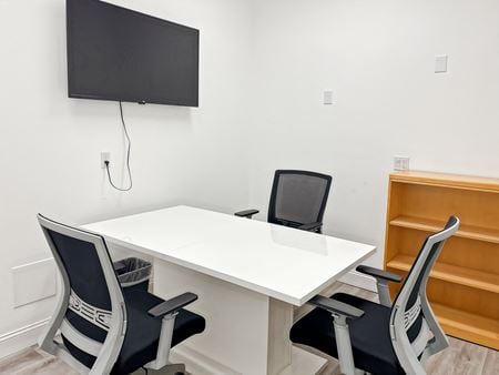 Preview this Regus - Greenwich - W Putnam Ave Coworking space for Rent in Greenwich