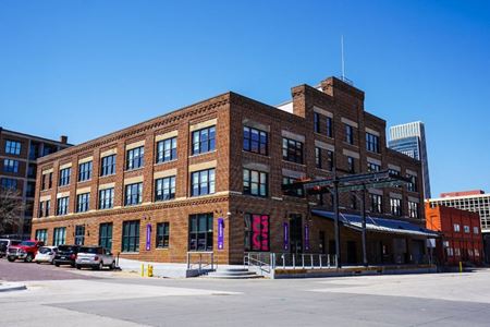 Preview this Elevator - Co-Warehousing Omaha Coworking space for Rent in Omaha