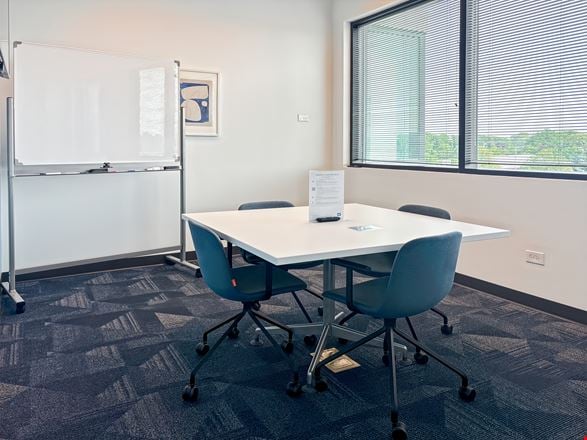 Preview this HQ - Naperville - Wall St Coworking space for Rent in Naperville