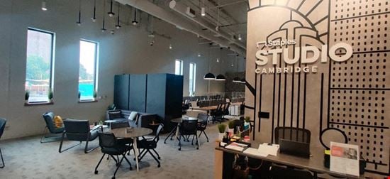 Staples Studio - Cambridge #0183