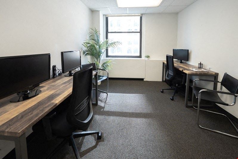 Premier Workspaces - 521 - Midtown Manhattan New York
