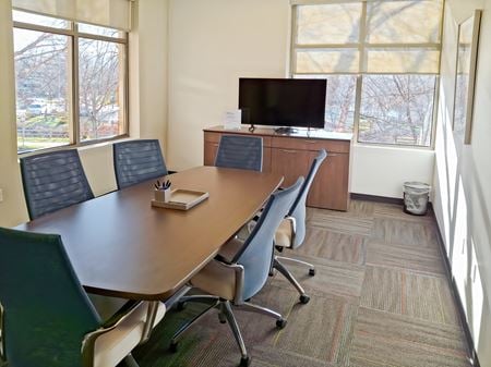 Preview this Regus - Eagle - E Shore Drive Coworking space for Rent in Eagle