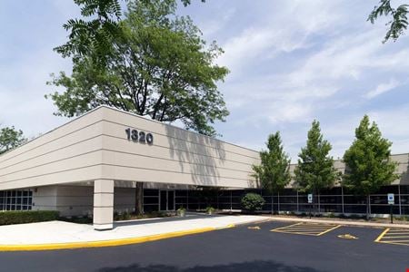 Preview this AmeriCenters - AmeriCenter of Schaumburg Coworking space for Rent in Schaumburg