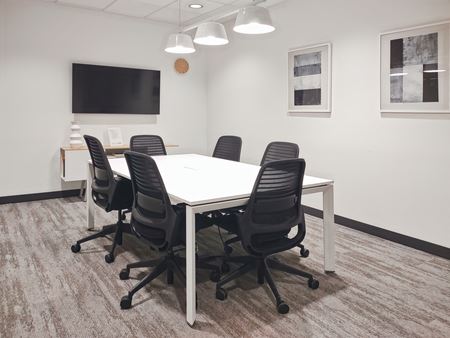 Preview this Regus - Delafield - Sun Valley Dr Coworking space for Rent in Delafield