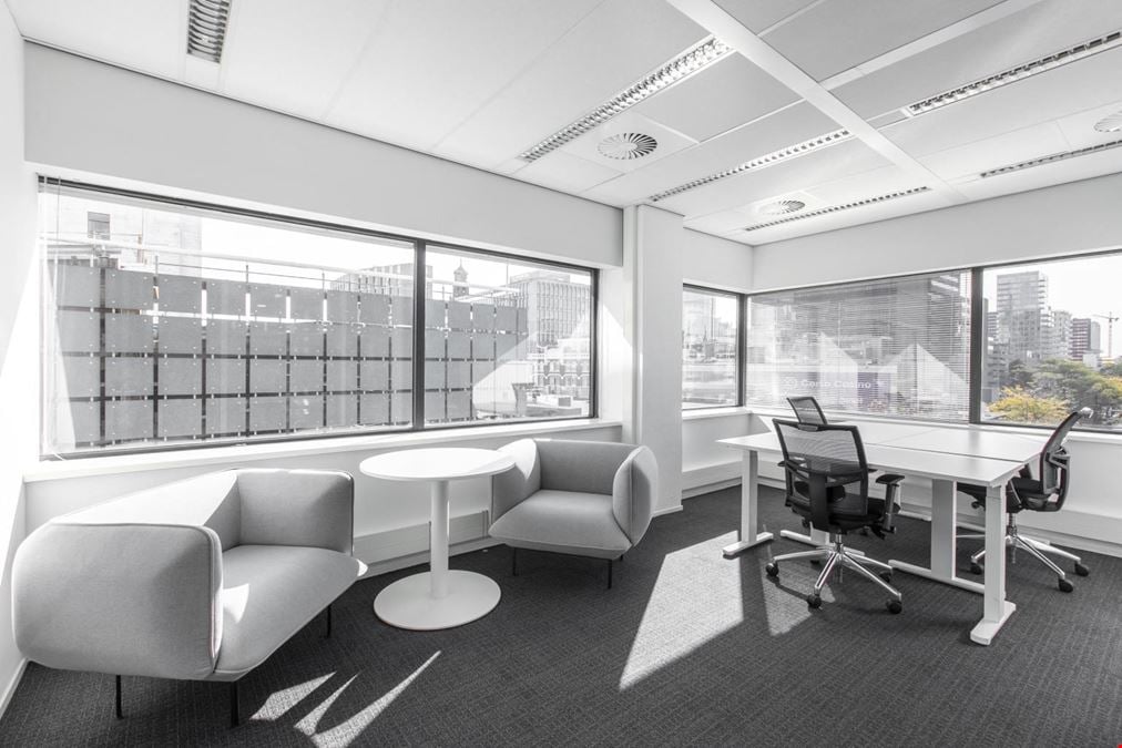 Regus - Omaha - Nicholas St