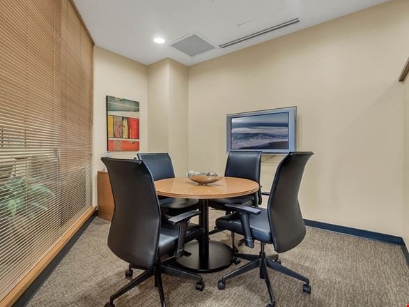 Preview this 317 Virtual - Workplace Solutions Coworking space for Rent in Orlando