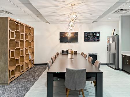 Preview this Regus - Jacksonville - Bartram Park Coworking space for Rent in Jacksonville
