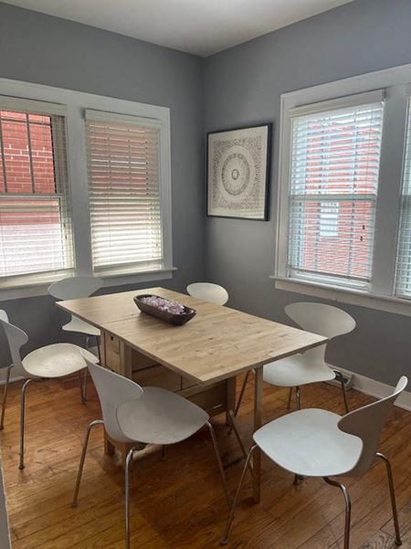 Preview this EOS House - EOS House CoWorking For Women Coworking space for Rent in Homewood