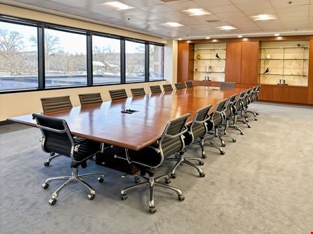 Preview this Regus - Bedminster - Crossroads Dr Coworking space for Rent in Bedminster