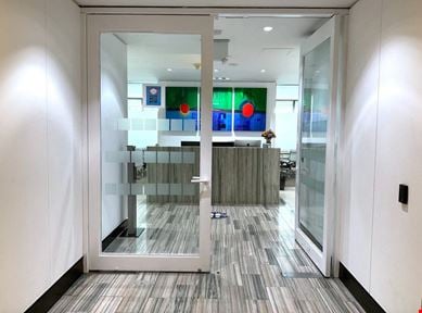 Brickell 21 - Brickell Business Center
