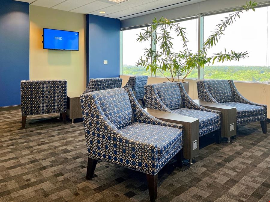 Regus - Yonge and Sheppard
