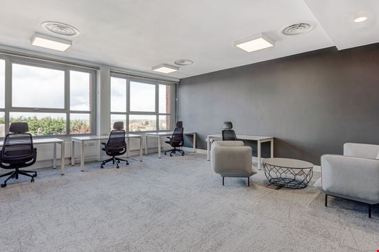 Regus - Calgary - Brisebois Dr NW