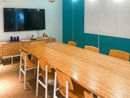 Preview this Spaces - Minneapolis - Lagoon Ave Coworking space for Rent in Minneapolis
