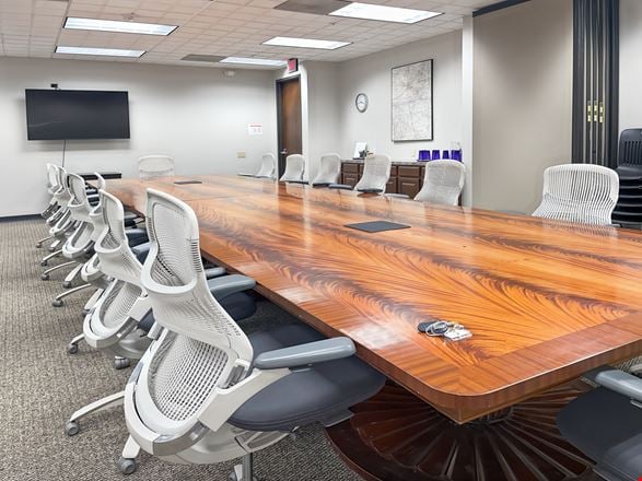 Preview this OK, Tulsa - Sheridan Road Coworking space for Rent in Tulsa