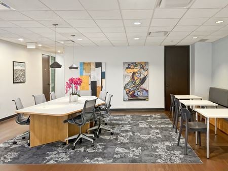 Preview this HQ - One Northbrook Place Coworking space for Rent in Northbrook