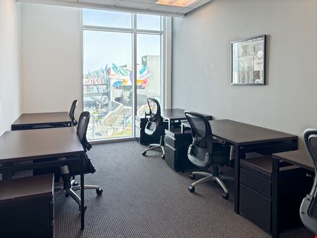 Preview this Regus - Omaha - Aksarben Village Coworking space for Rent in Omaha