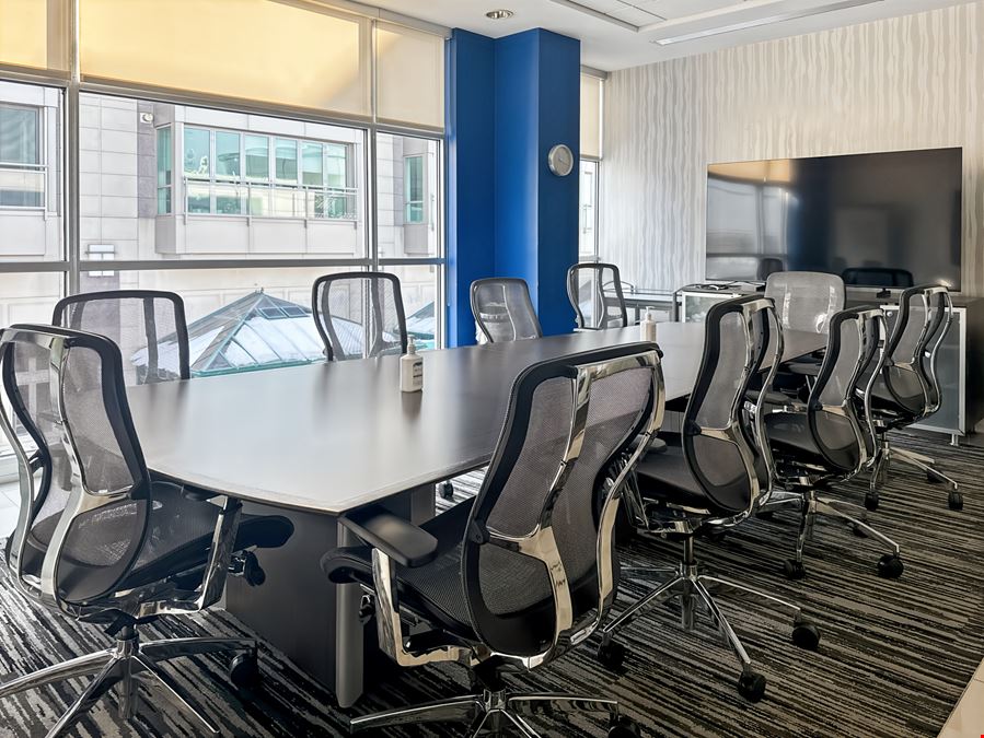 Regus - National Harbor –