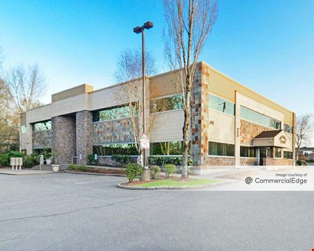 Preview this University Station Executive Suites - 698 12th Street SE Coworking space for Rent in Salem