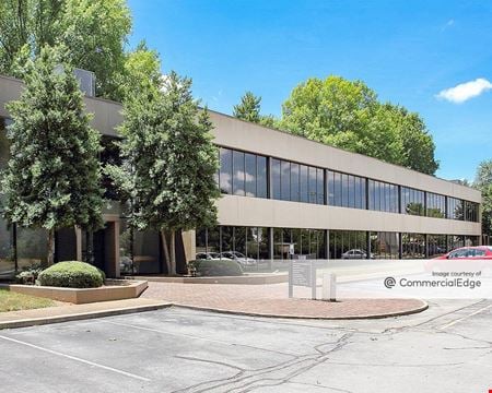 Preview this Office Options Knoxville - 9041 Executive Park Drive Coworking space for Rent in Knoxville