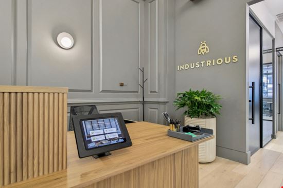 Industrious - 33 North LaSalle Street