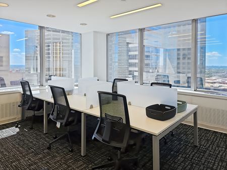 Preview this Regus - Minneapolis - South 6th St Coworking space for Rent in Minneapolis
