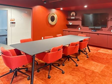 Preview this Regus - Omaha - 2027 Dodge St Coworking space for Rent in Omaha