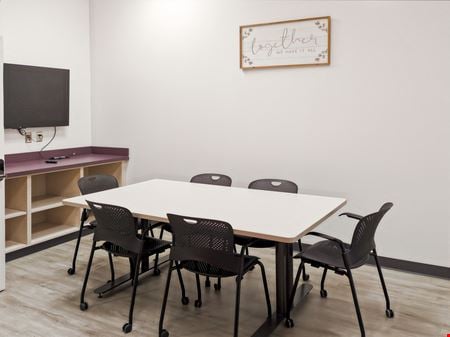 Preview this Regus - Dayton - W 2nd St Coworking space for Rent in Dayton