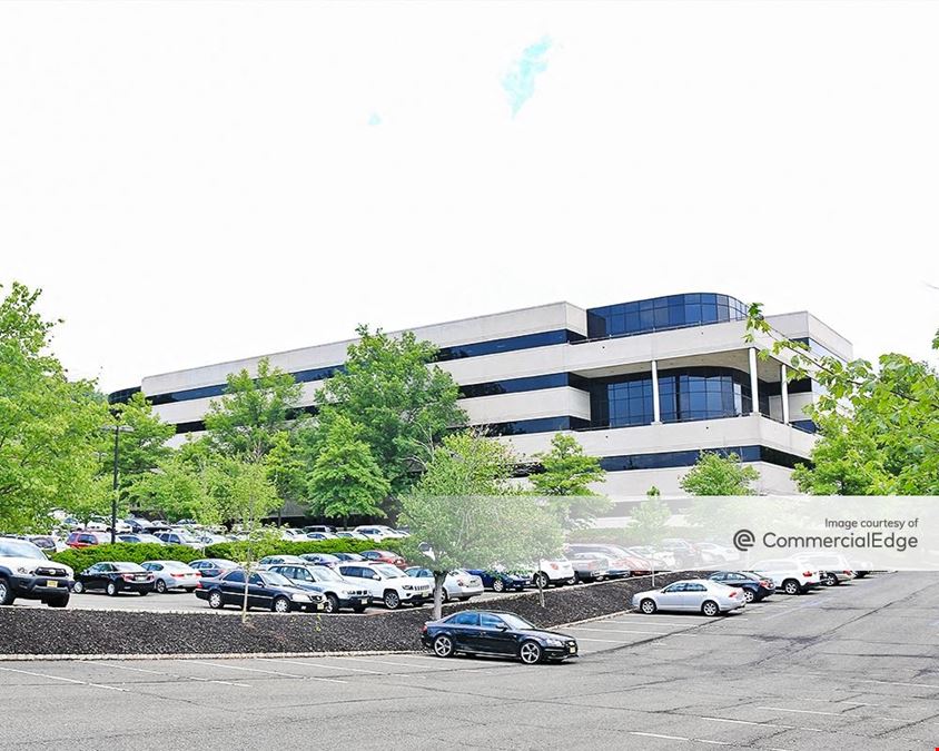 Round Table Studios - 200 Connell Drive