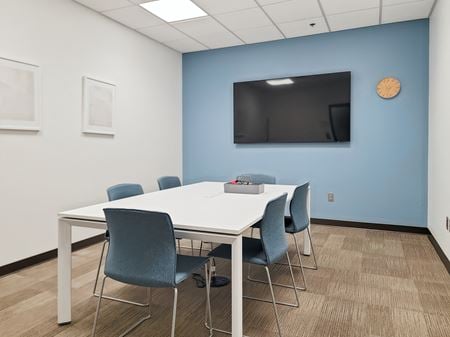 Preview this HQ - West Allis - W Lincoln Ave Coworking space for Rent in West Allis