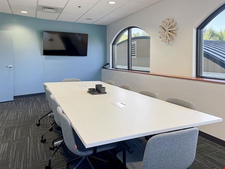 Preview this HQ - Saginaw - Fashion Square Blvd Coworking space for Rent in Saginaw