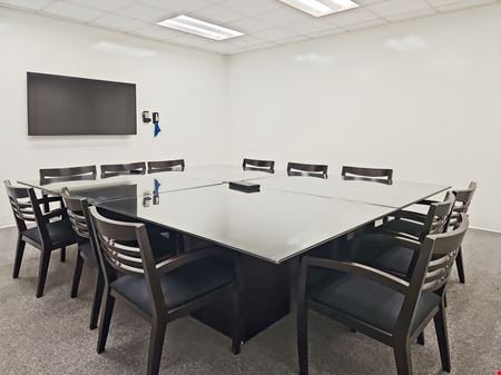 Preview this HQ - Louisville - KMG Building Coworking space for Rent in Louisville