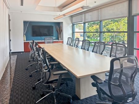 Preview this HQ - Sacramento Campus Commons Coworking space for Rent in Sacramento