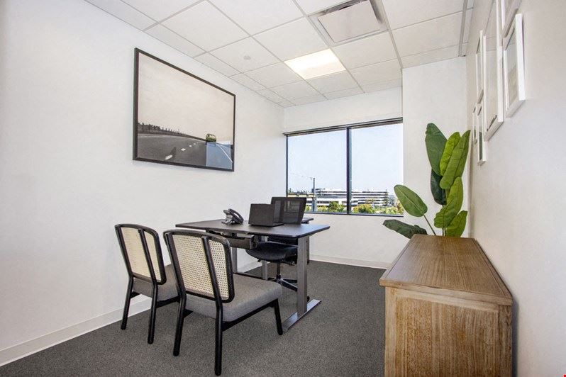 MB2 - 1230 Rosecrans Avenue