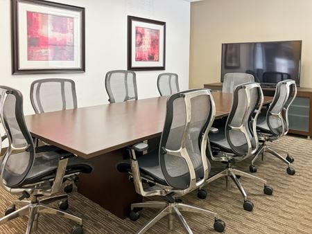 Preview this Regus - Savannah - Bull Street Coworking space for Rent in Savannah