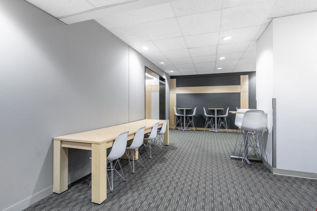 Regus - Brookfield Place