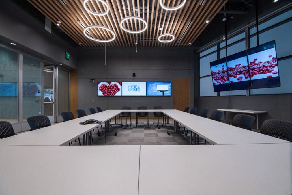 Avison Young - 655 West Broadway