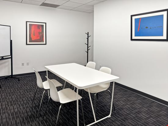 Regus - Woodland Hills - Ventura Blvd