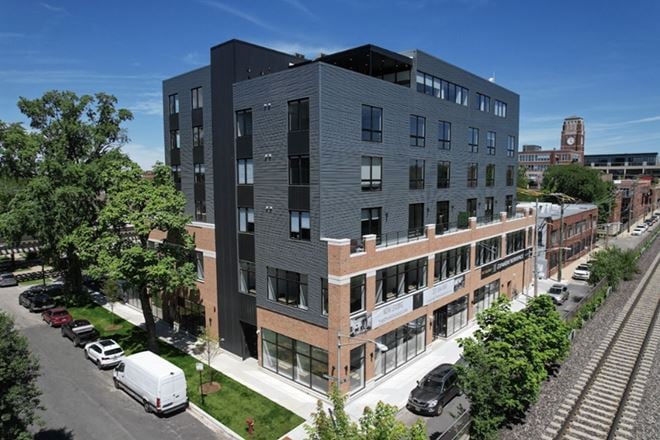 Preview this Expansive North Center Coworking space for Rent in Chicago