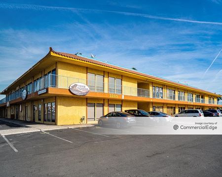 Preview this Cowork Lounge Coworking space for Rent in Las Vegas