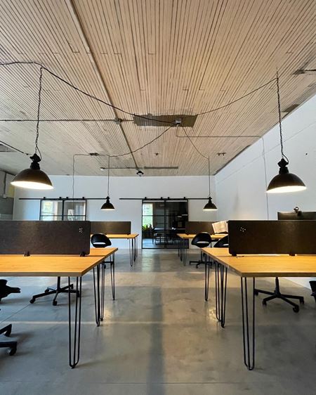 Preview this Delhi Work Station - Work Station Coworking space for Rent in Delhi